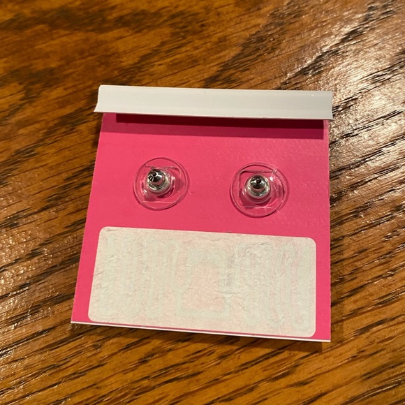 Betsey Johnson Heart Earrings - Picture 2 of 2